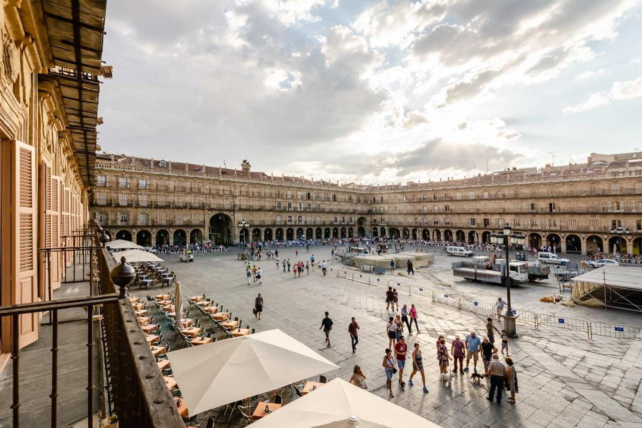 Salamanca Luxury Plaza Hotel Exterior photo